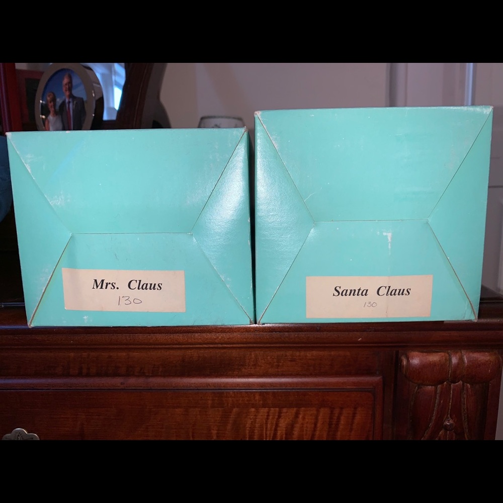 SANTA & MRS CLAUS BOBBING HEAD NODDER MATCHED SET - Picture 12 of 12